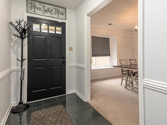 3rd image of 459 Sanga Cir W