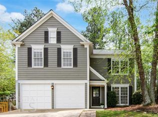 380 Avebury Ct, Johns Creek, GA 30022
