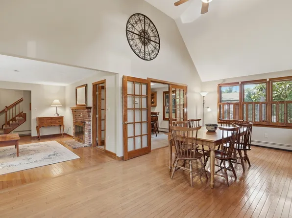63 Jamestown Rd, Leominster, MA 01453
