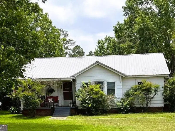 1029 W Main St, Centre, AL 35960