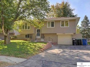 14015 Adams Cir, Omaha, NE 68137