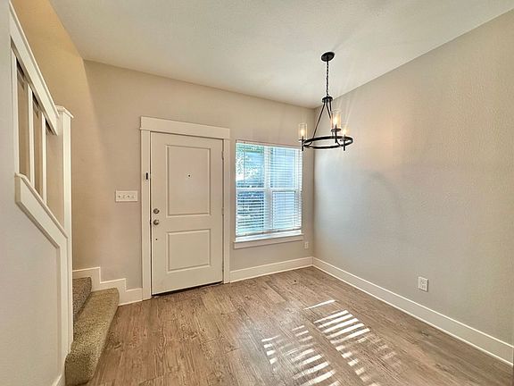 2nd image of 307 N Henry #12