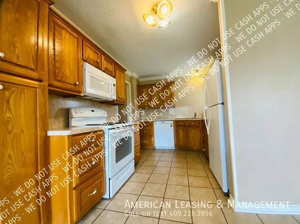 3901 Beverly Ave, Orange, TX 77632