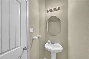4274 McGregor Bluff Ln — Photo 9