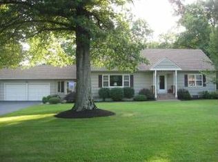 1453 Trenton Harb Rd, Pennington, NJ 08534