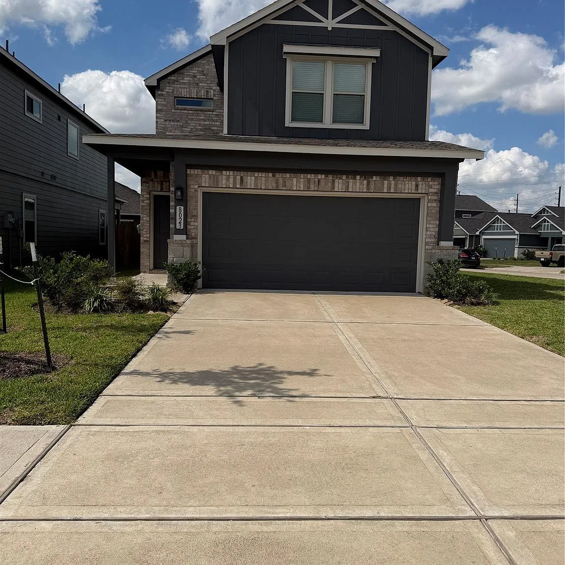 4 bed, 2.5 bath, 2052 sqft, $3,600 — Photo 1