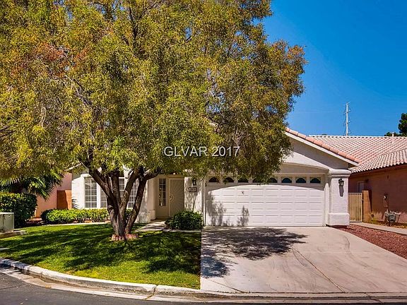 2nd image of 1913 Crystal Glen Ct