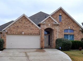 107 Lorient Dr, Mansfield, TX 76063