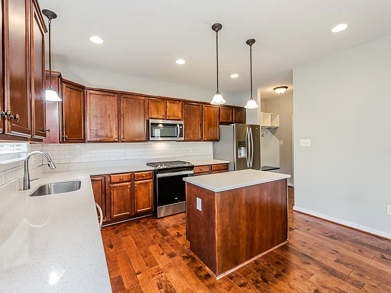 9258 Sedgehill Ct — Photo 13