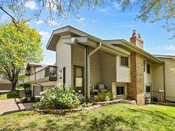 4th image of 9731 Dorset Ln