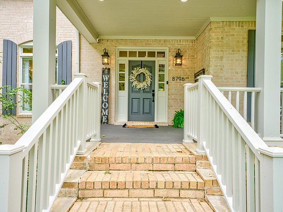 2nd image of 8796 Callaway Ct