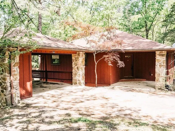 564 Dave Creek Pkwy, Fairfield Bay, AR 72088