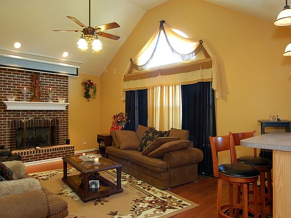 2nd image of 25536 W Blue Bell Ct