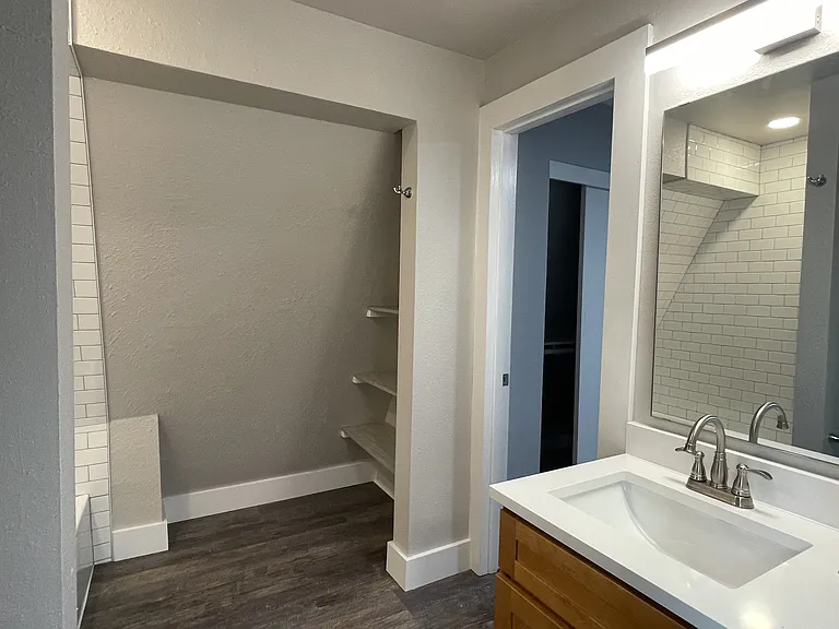 Ruston 53 Apartments — Photo 72
