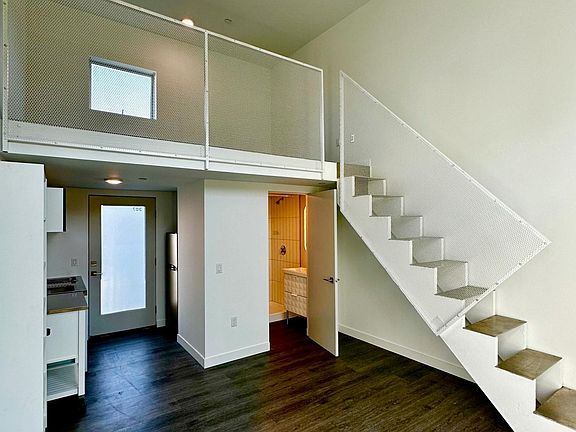 5th image of 4405 W Point Loma Blvd #3070