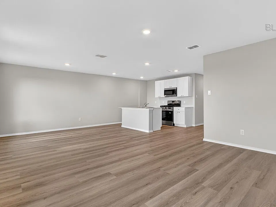 529 Babbling Brook Dr