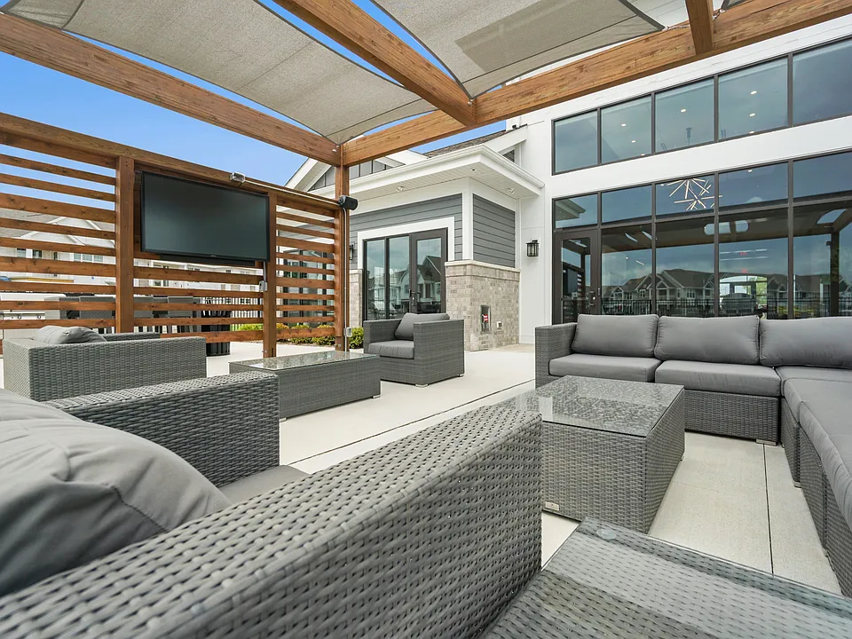 Seasons at North Aurora Outdoor Pergola Lounge