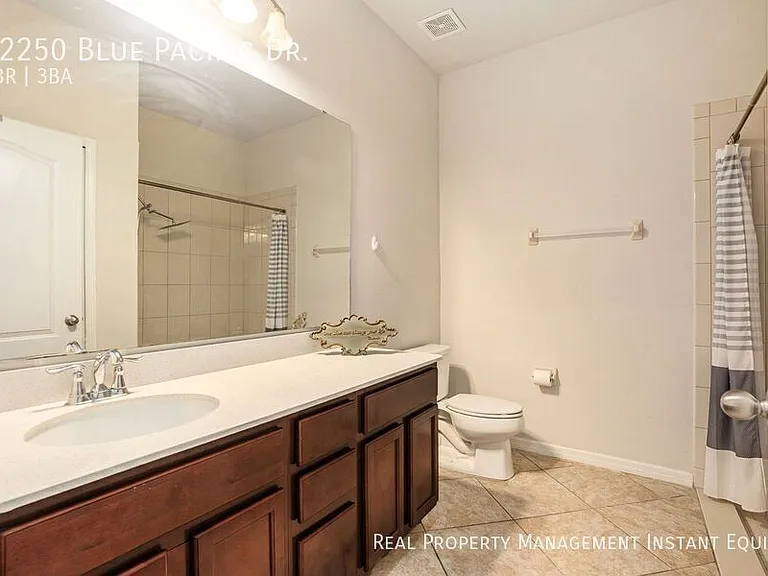 12250 Blue Pacific Dr — Photo 5