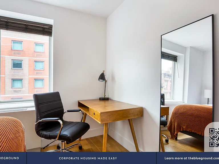 101 E 10th St #4D — Photo 10