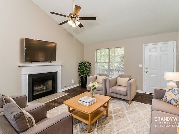 2nd image of 155 Woodbridge Dr
