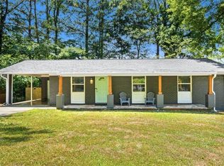 3875 Bonnie Ln SE, Hapeville, GA 30354