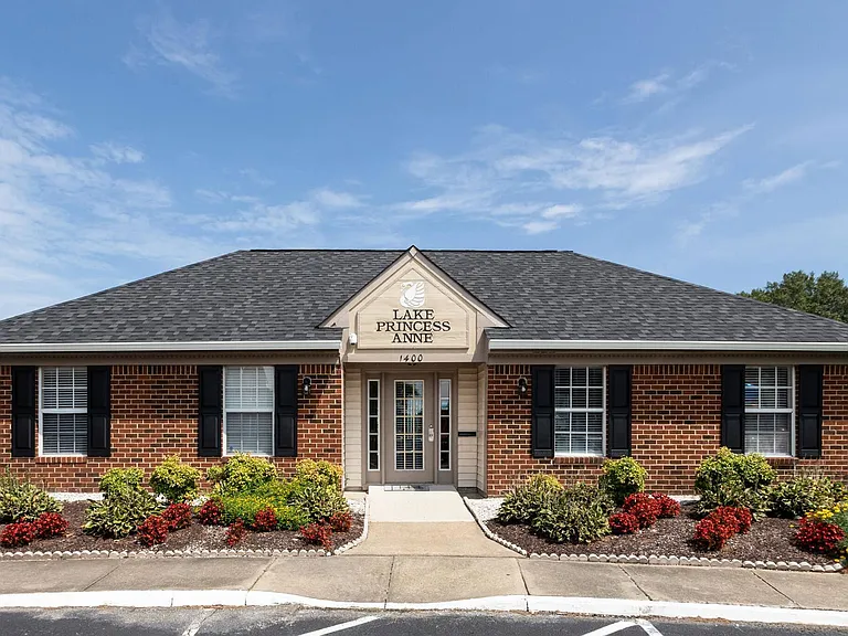 Lake Princess Anne Apartments — Photo 40