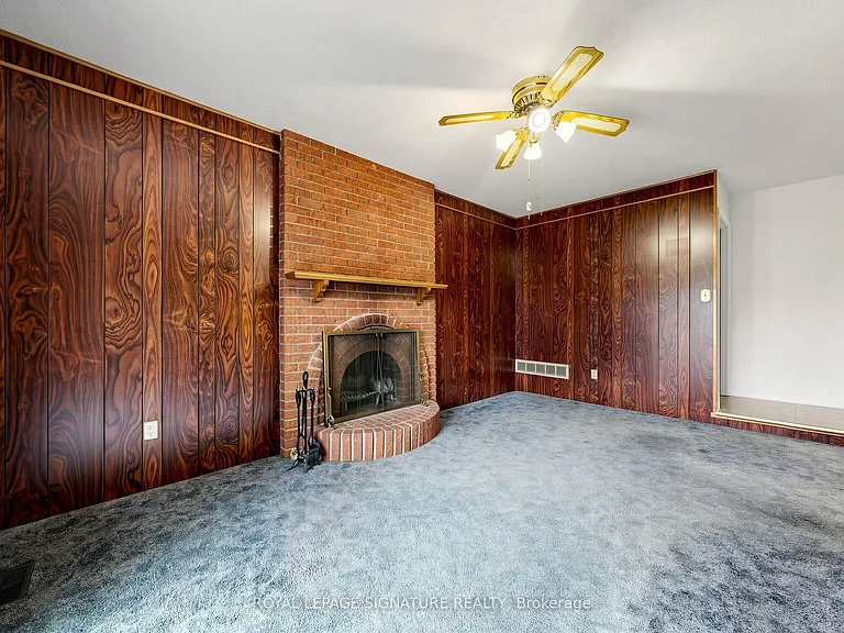 94 Howlett Ave — Photo 16