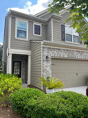 4615 Woodbine Way Photo 1