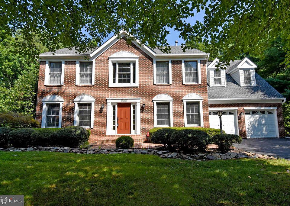 1st image of 15058 Greenmount Dr