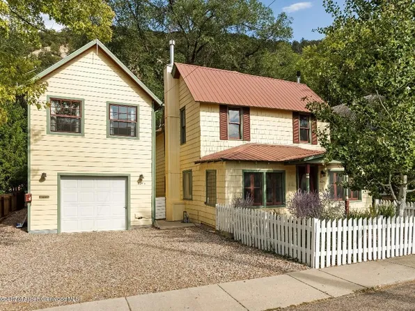 824 Minter Ave, Glenwood Springs, CO 81601