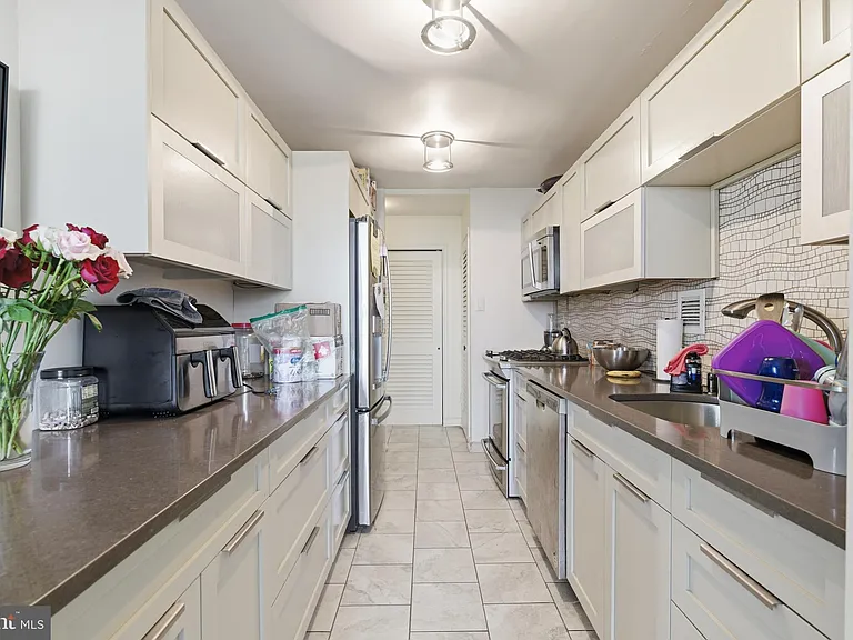 3600 Conshohocken Ave #1204 — Photo 6