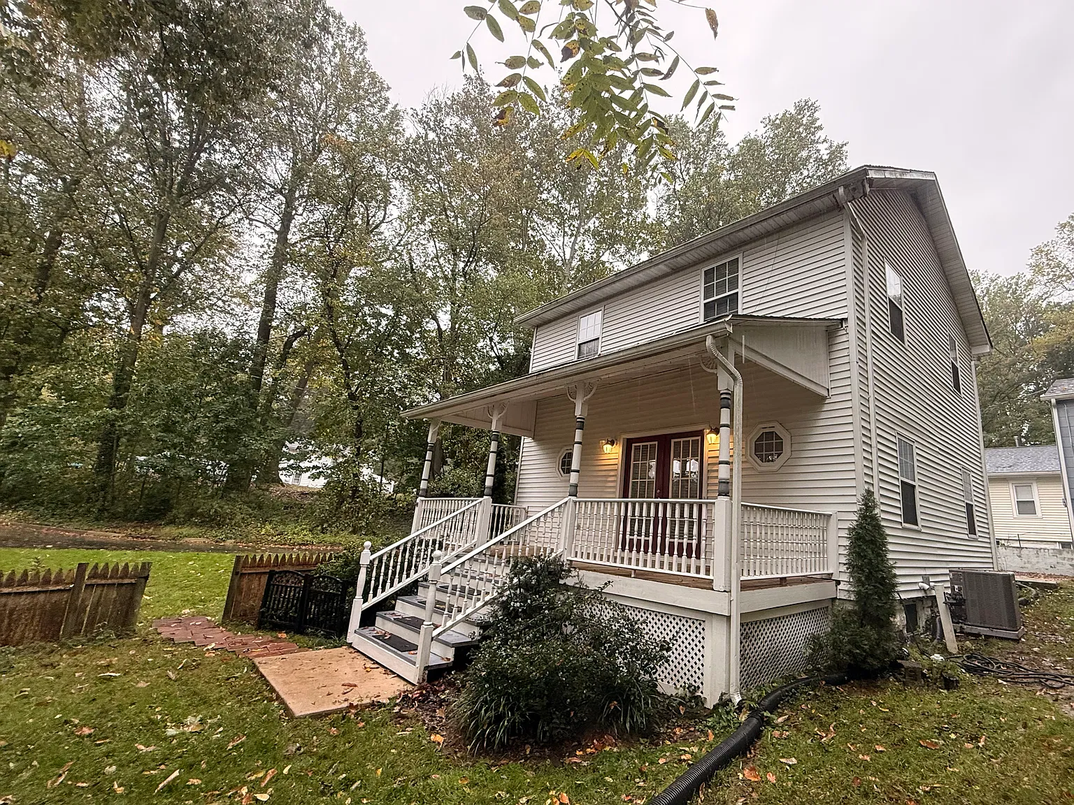3 bed, 1250 sqft, $2,500 — Photo 1
