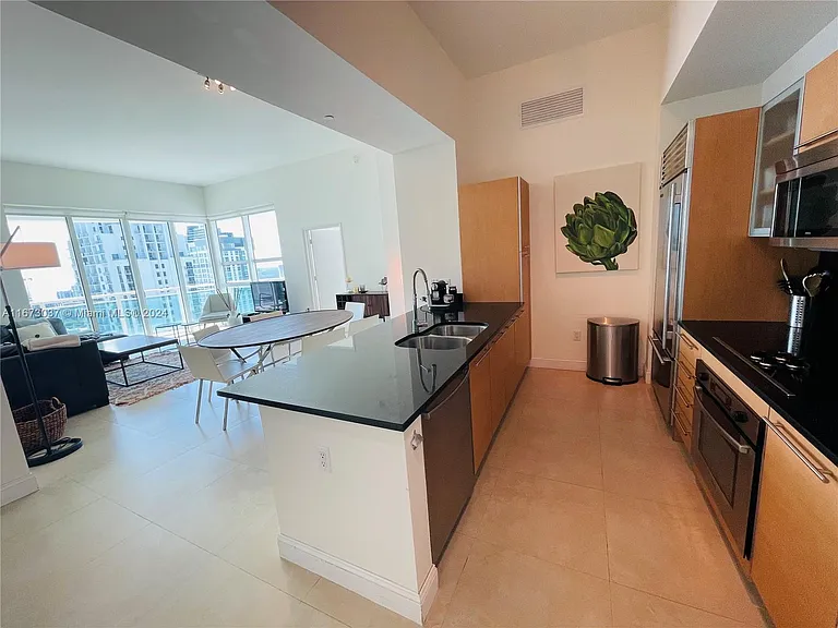 951 Brickell Ave #4211 — Photo 10
