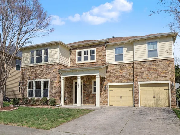 712 Pierside Dr, Cary, NC 27519