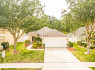 1336 Woodlawn Dr, Orange Park, FL 32065