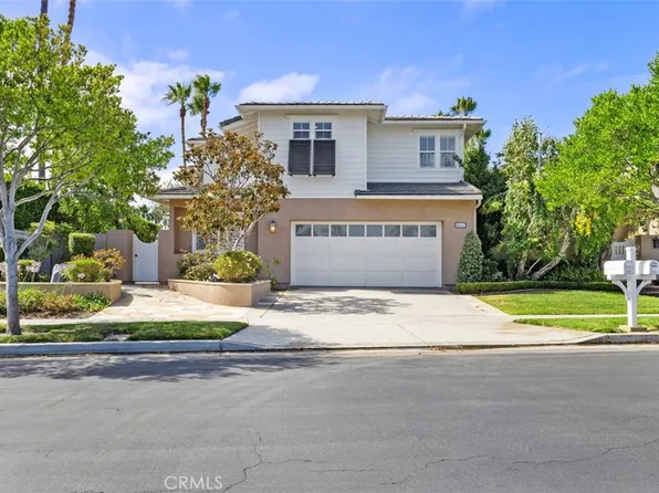 6632 Cedarwood Dr, Huntington Beach, CA 92648
