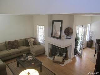 3rd image of 964 Cedarcliff Ct