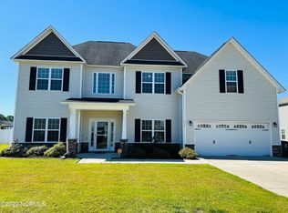 227 Copper Creek Dr, Winterville, NC 28590