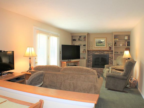 3rd image of 8377 Winding Trail Pl
