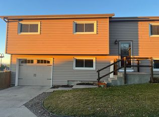 610 N Wind River Dr APT A, Douglas, WY 82633
