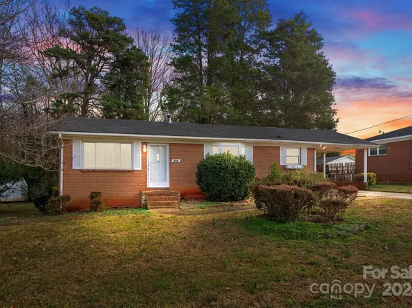314 Moore Dr, Lexington, NC 27292