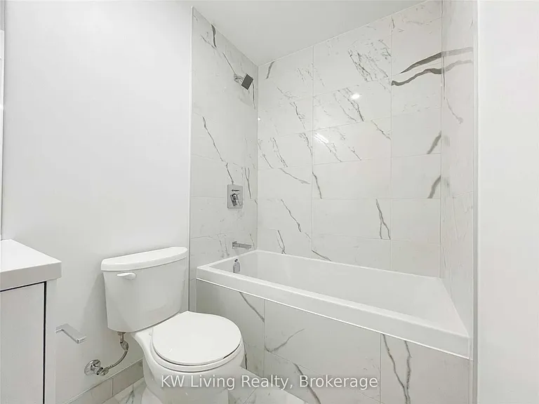55 Ontario St #611 — Photo 18
