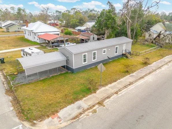 74 Pearson St, Pearson, GA 31642