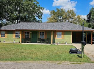 603 Svoboda St, Bonham, TX 75418