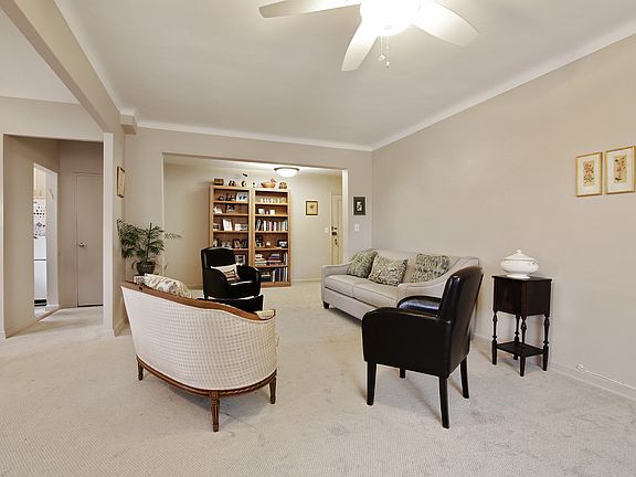 4th image of 6861 Yellowstone Blvd APT 506
