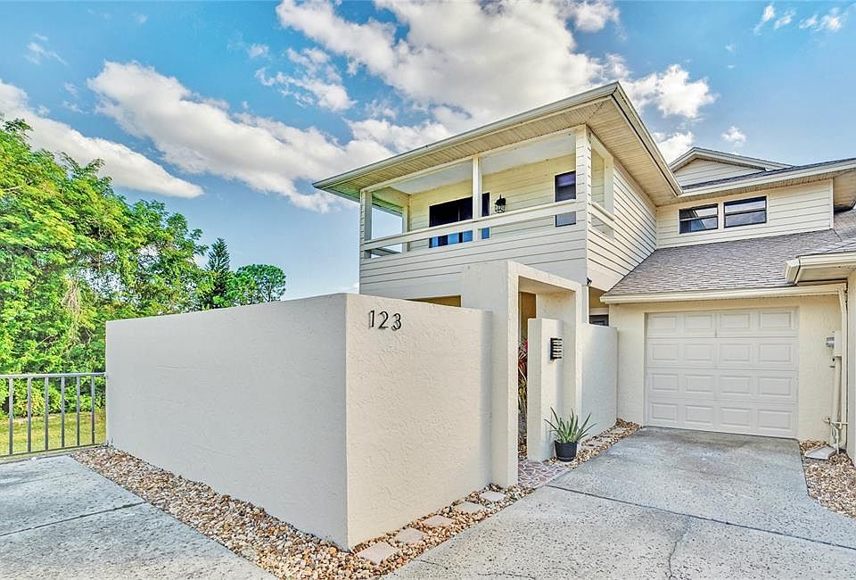 1st image of 123 COLONY SOUTH DRIVE