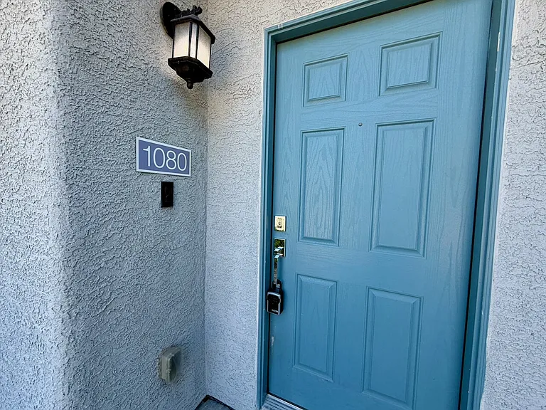 4536 Lafontaine Ct #1080 — Photo 3