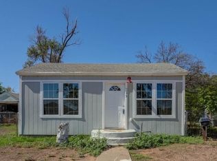 235 E Panhandle St, Slaton, TX 79364