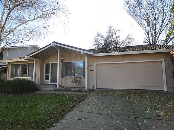 2nd image of 5274 Blackbird Dr