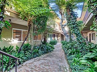 1722 Brockton Ave APT 2, Los Angeles, CA 90025